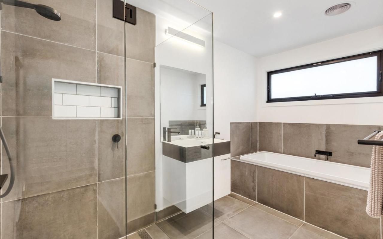 Holiday home Sunset Shack - Sleeps 6 - Dog Friendly! Ocean Grove