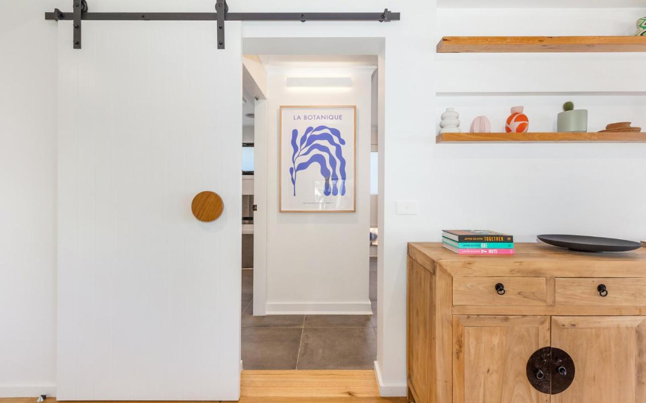 Sunset Shack - Sleeps 6 - Dog Friendly! *